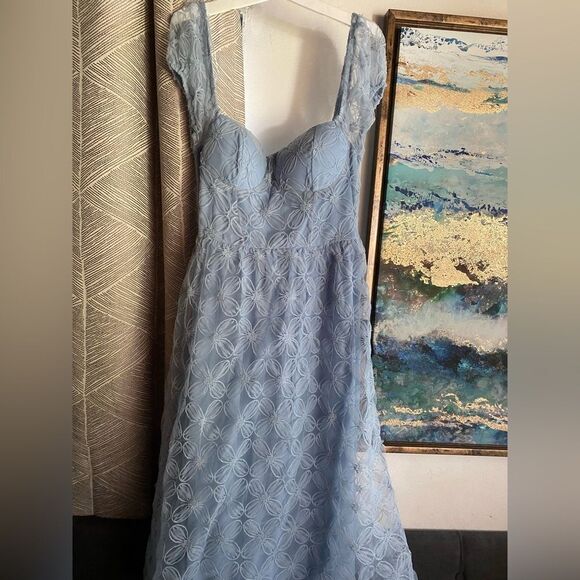 LULUS  EXCEEDINGLY ELEGANT BLUE FLORAL APPLIQUÉ BUSTIER MIDI DRESS SZ L NWT - Picture 6 of 17
